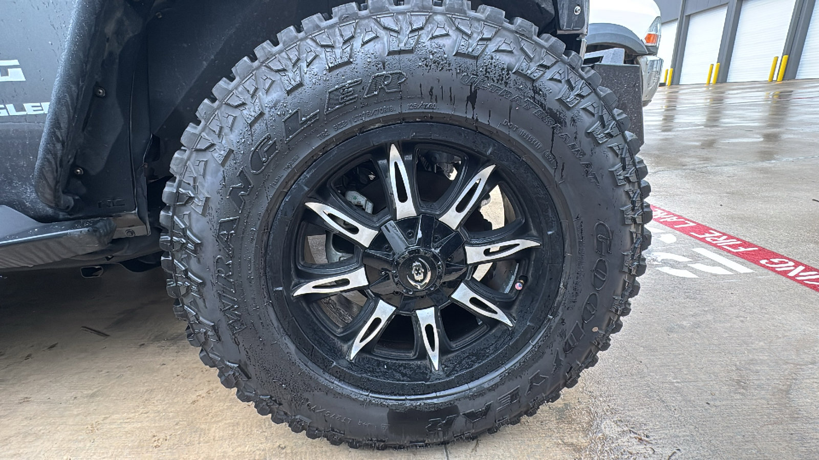 Used 2017 Jeep Wrangler Sport image 20