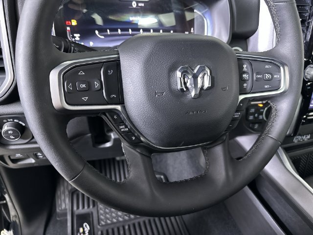Used 2025 RAM 1500 Big Horn AWD/4WD image 11