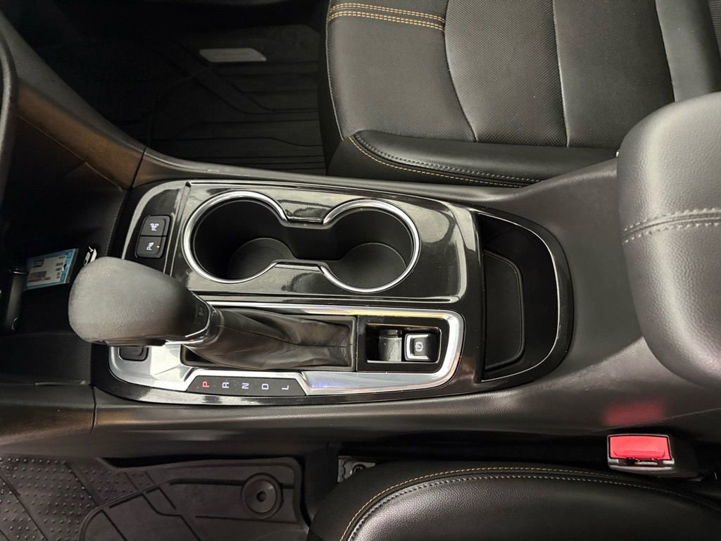 Used 2023 Chevrolet Equinox Premier image 33