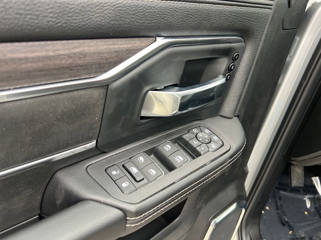 New 2026 RAM 3500 Laramie w/ Night Edition AWD/4WD image 20