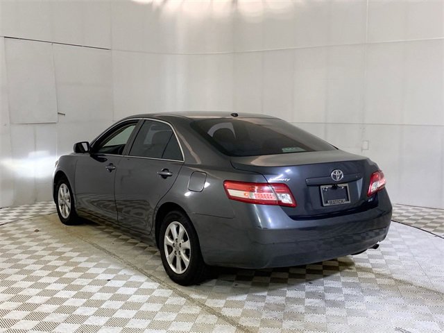 Used 2011 Toyota Camry LE image 19