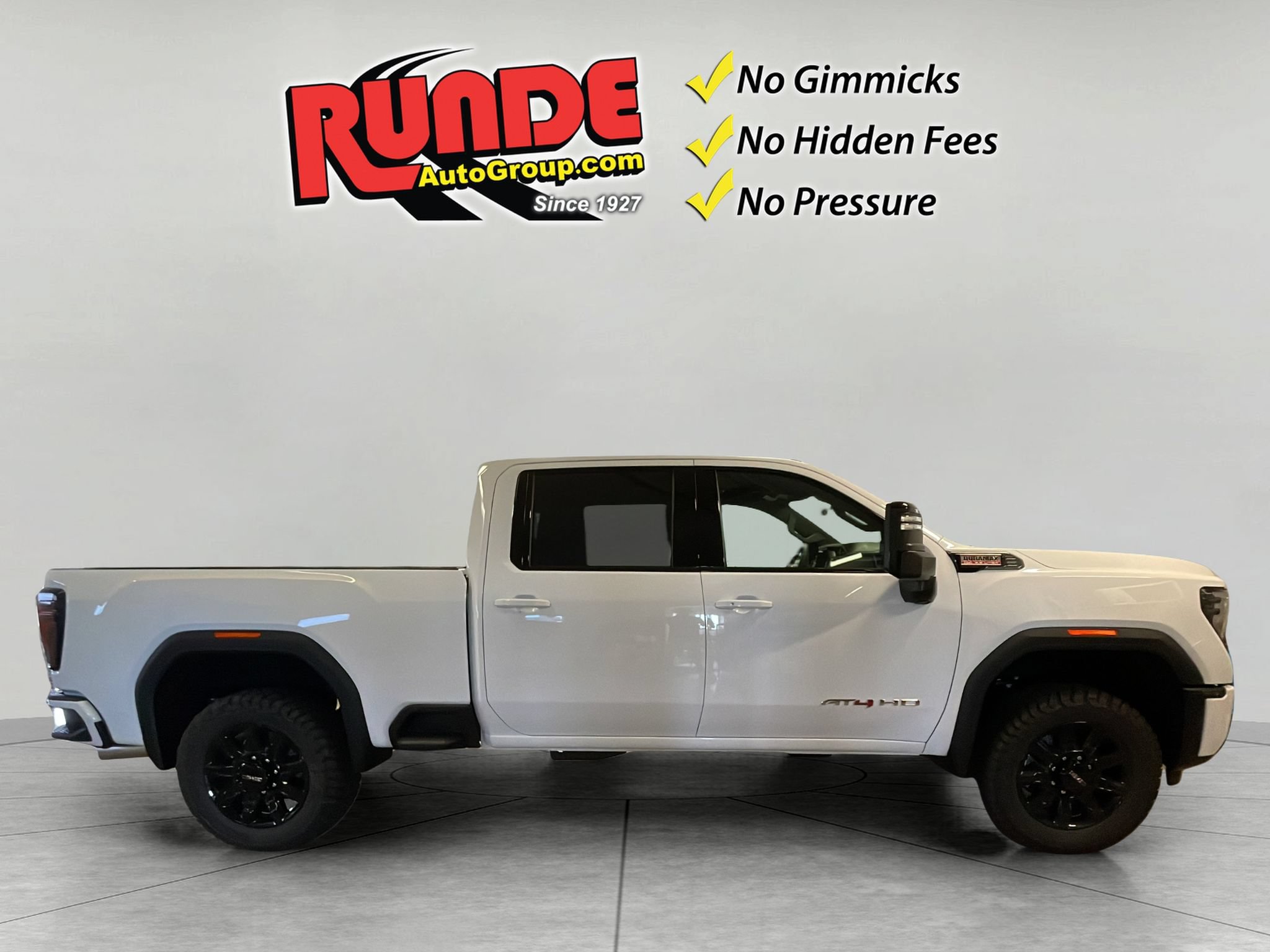 New 2026 GMC Sierra 2500 AT4 w/ Technology Package AWD/4WD image 7