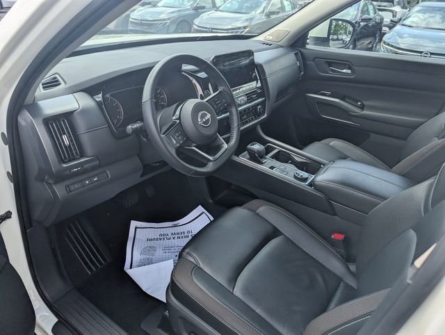 Certified 2023 Nissan Pathfinder SL w/ SL Premium Package AWD/4WD image 12