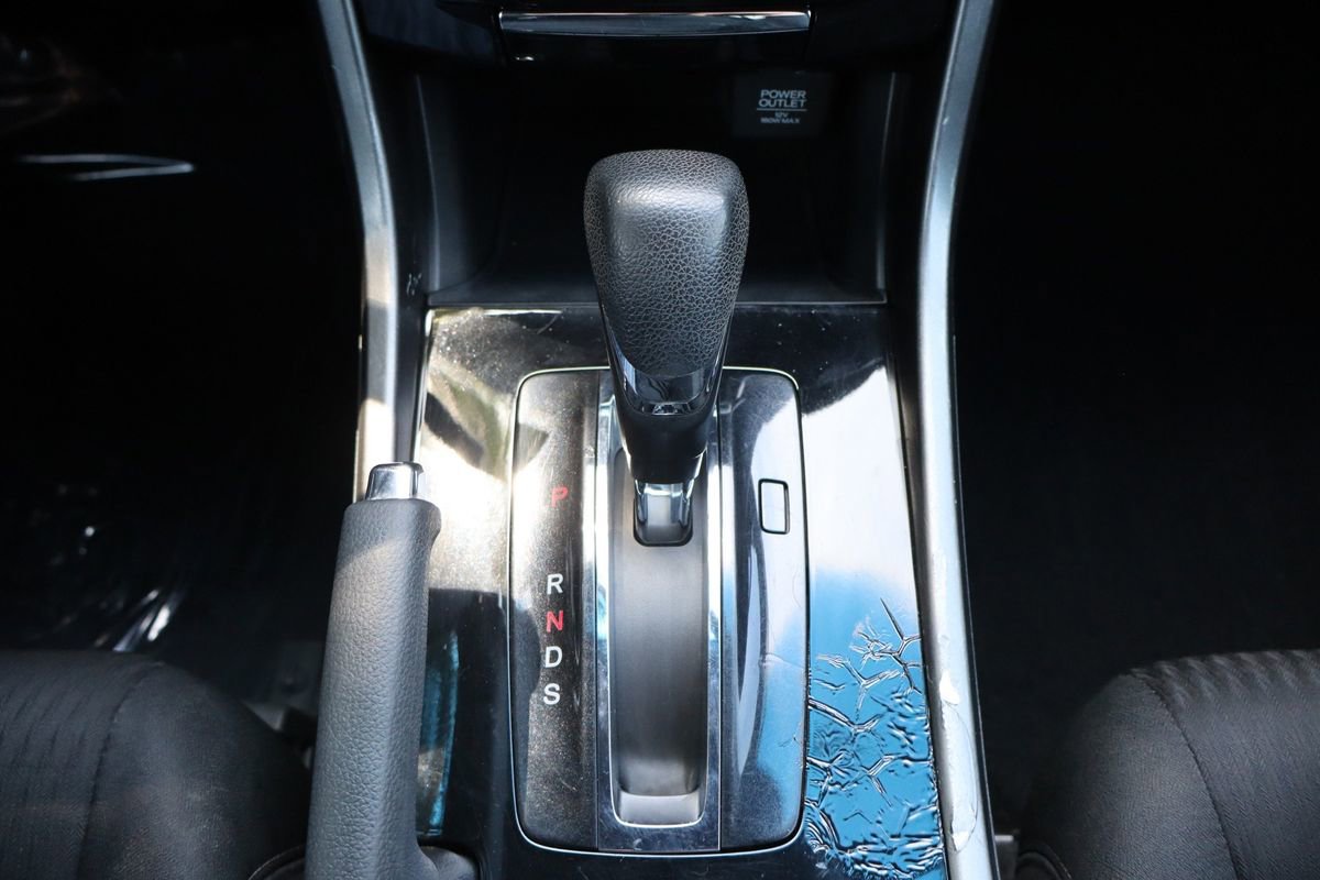 Used 2016 Honda Accord EX image 32
