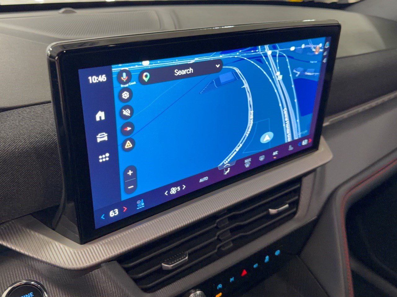Used 2025 Ford Explorer ST AWD/4WD image 23