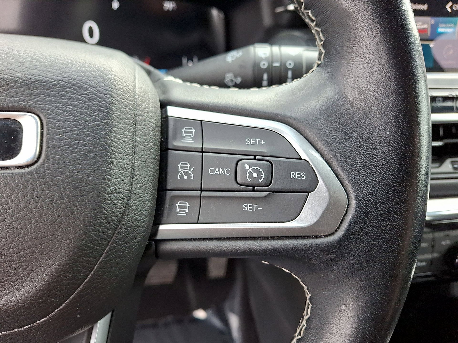 Used 2022 Jeep Compass High Altitude AWD/4WD image 18