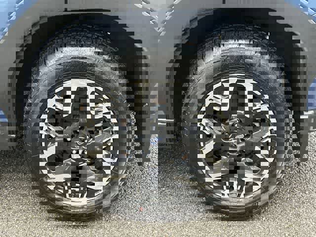 Certified 2025 Subaru Forester image 5