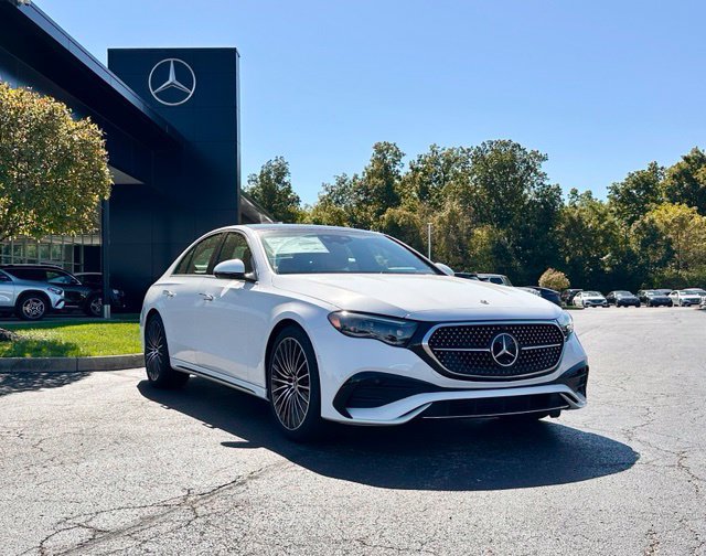 New 2027 Mercedes-Benz E 450 4MATIC Sedan 360° Tour