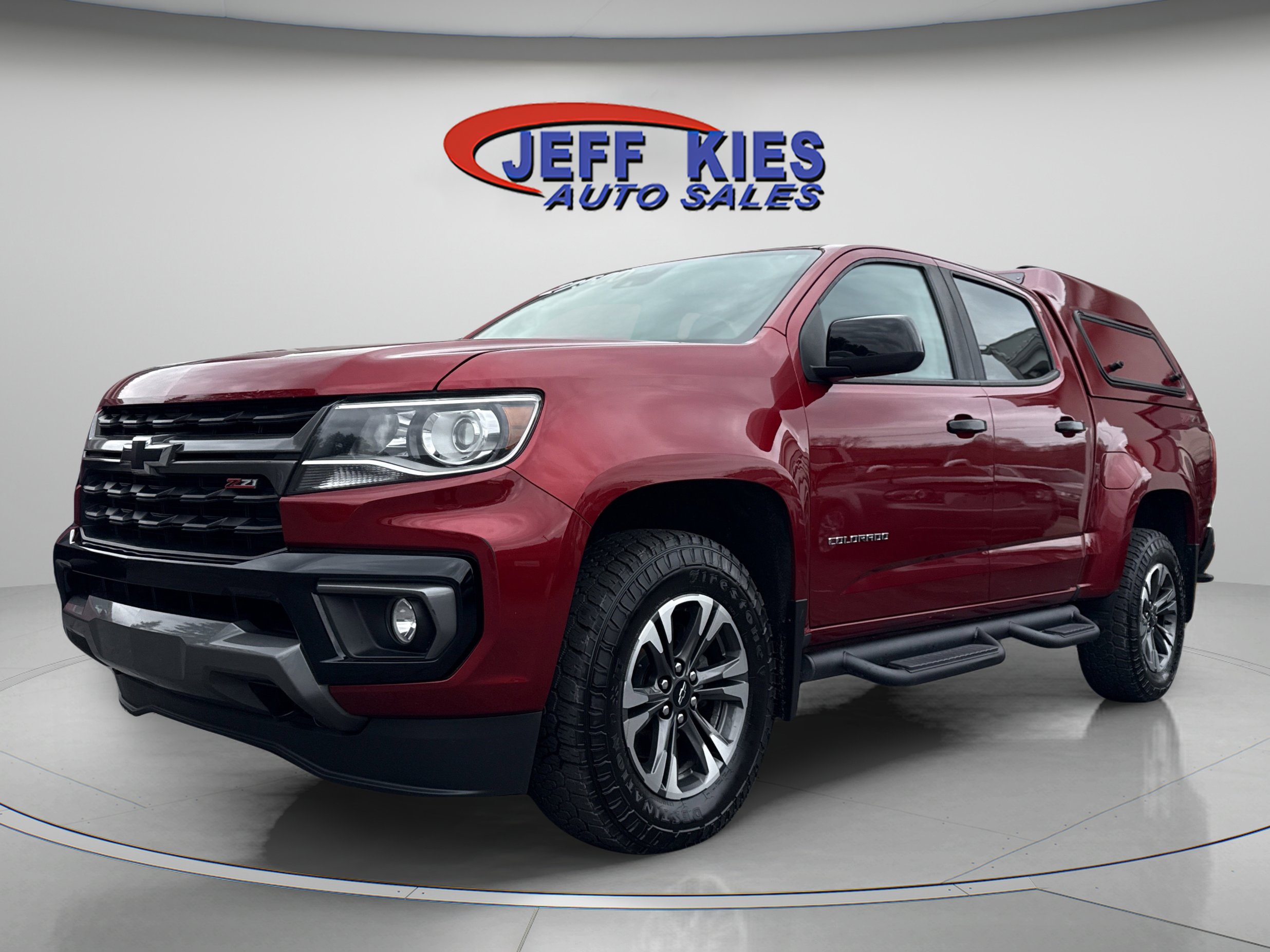 Used 2021 Chevrolet Colorado Z71 w/ Safety Package AWD/4WD image 1