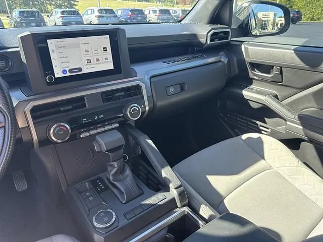 Used 2025 Toyota Tacoma SR5 RWD image 12