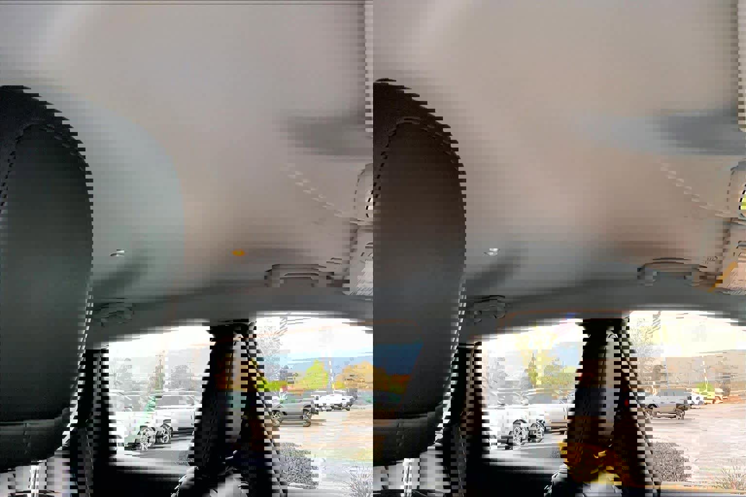 Used 2020 Jeep Cherokee Latitude Plus image 13