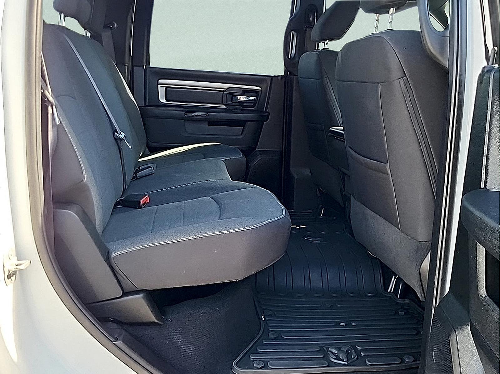 Used 2022 RAM 1500 Warlock AWD/4WD image 11