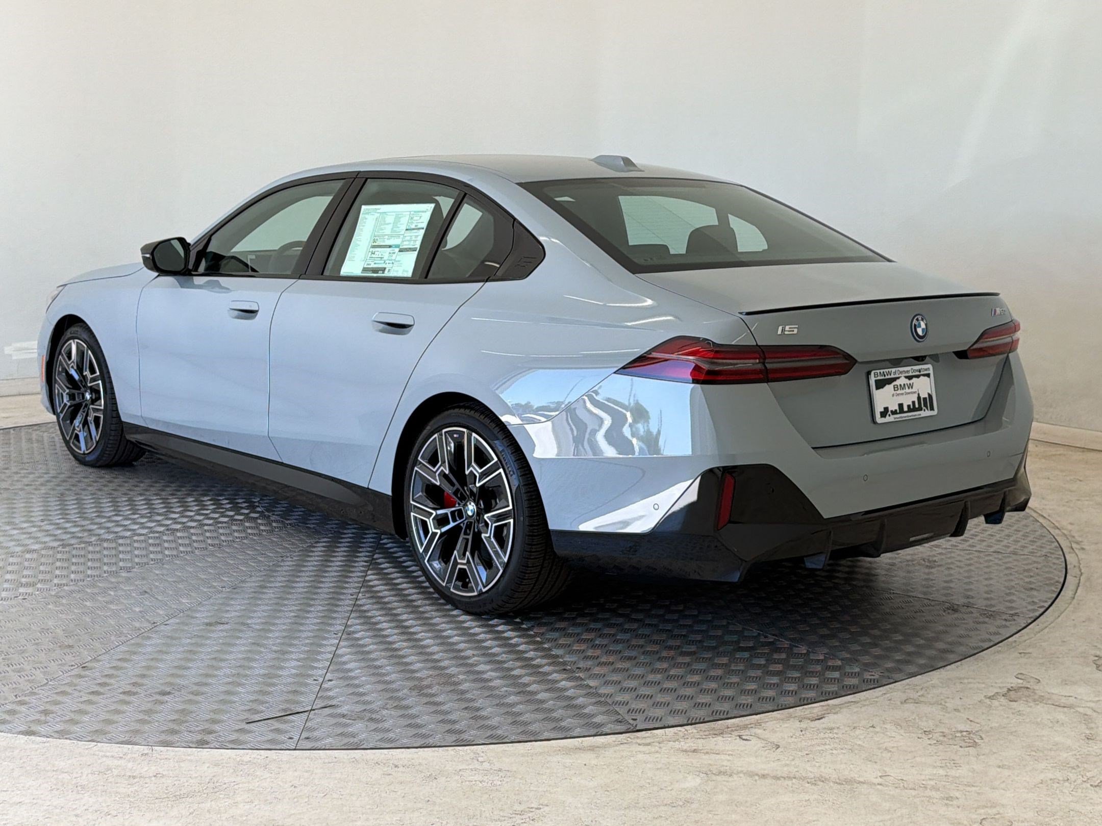 New 2026 BMW i5 M60 AWD/4WD image 3