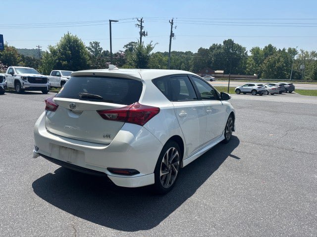 Used 2016 Scion iM FWD image 6