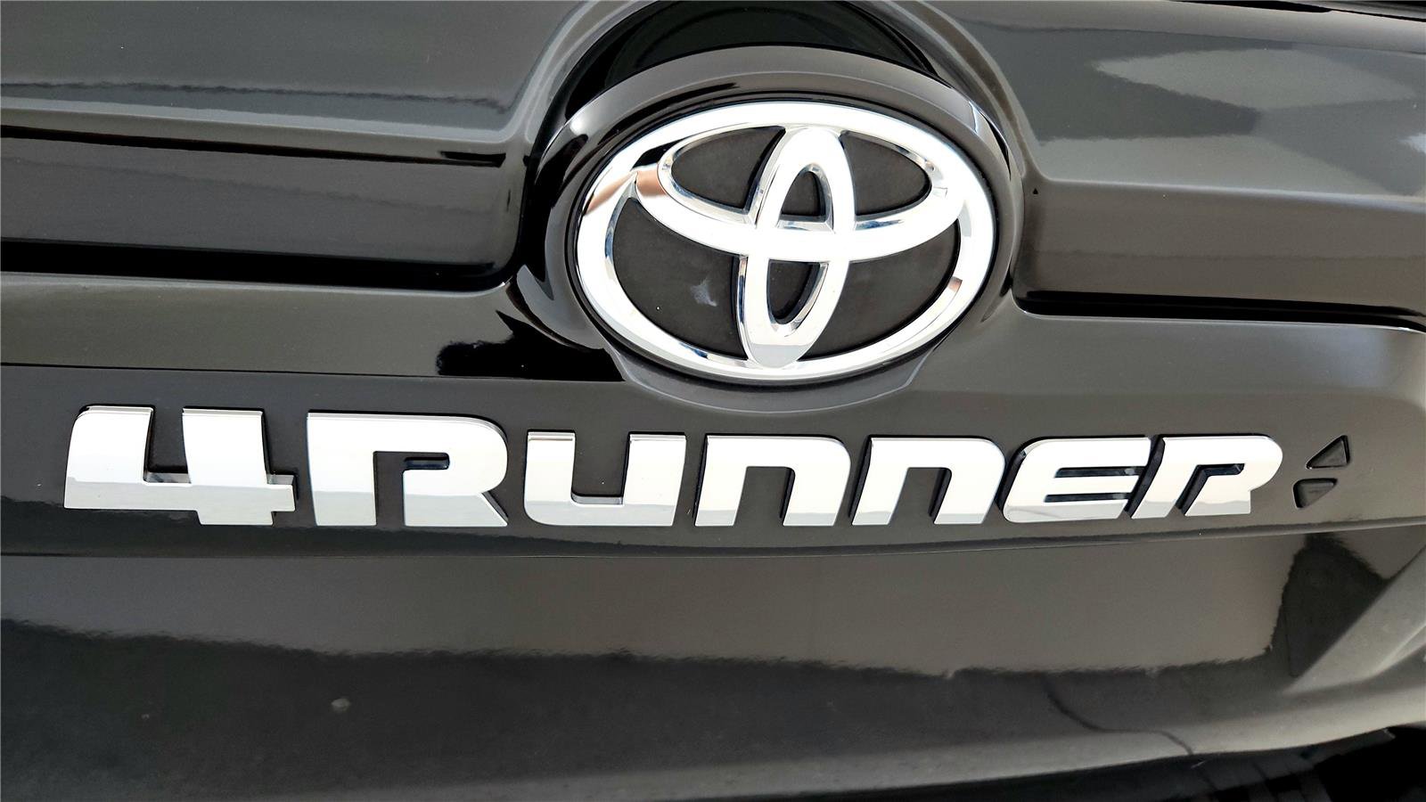 Certified 2023 Toyota 4Runner SR5 Premium w/ Moonroof Package AWD/4WD image 13