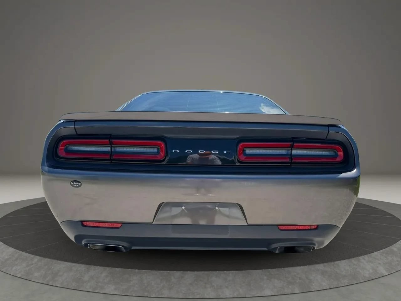 Used 2015 Dodge Challenger R/T w/ Quick Order Package 22B R/T RWD image 4