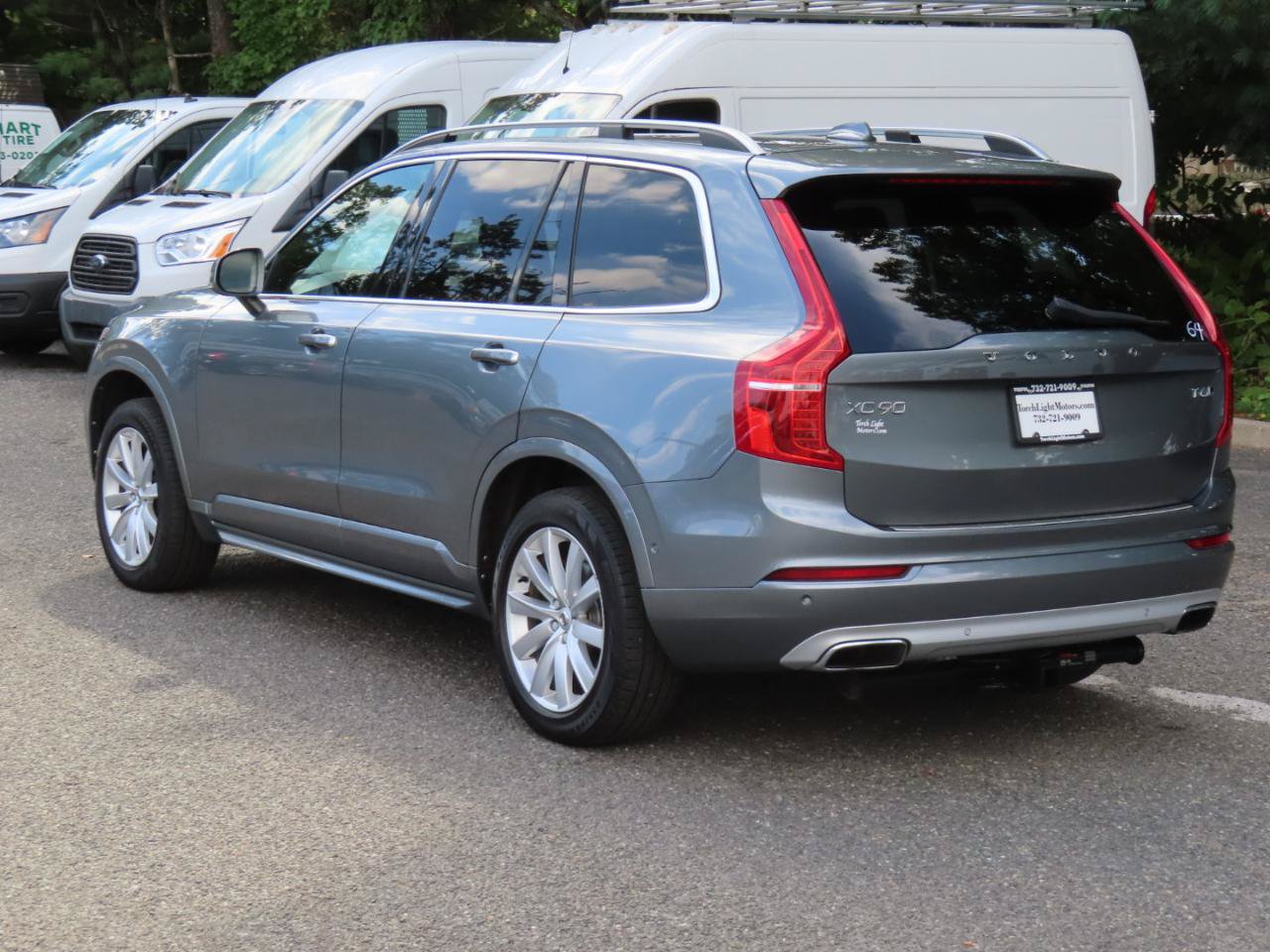 Used 2018 Volvo XC90 T6 Momentum w/ Convenience Package AWD/4WD image 4