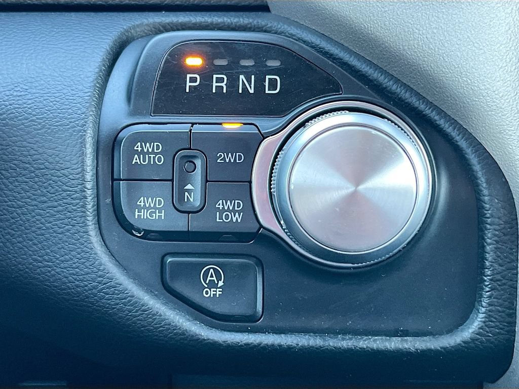 Used 2020 RAM 1500 Laramie AWD/4WD image 16