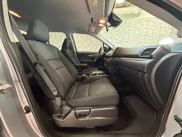 Used 2020 Honda Ridgeline Sport image 8