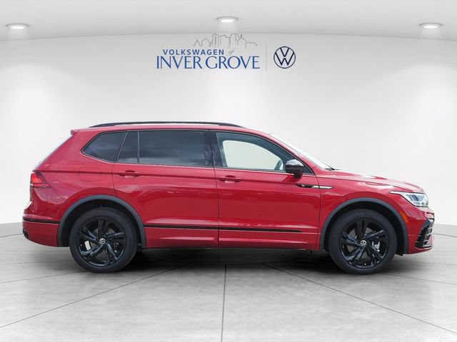 Certified 2024 Volkswagen Tiguan SE R-Line AWD/4WD image 8