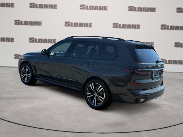 New 2027 BMW X7 xDrive40i w/ M Sport Package AWD/4WD image 3
