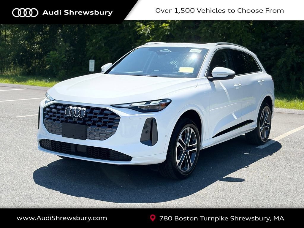 Used 2025 Audi Q5 Premium w/ Convenience Package