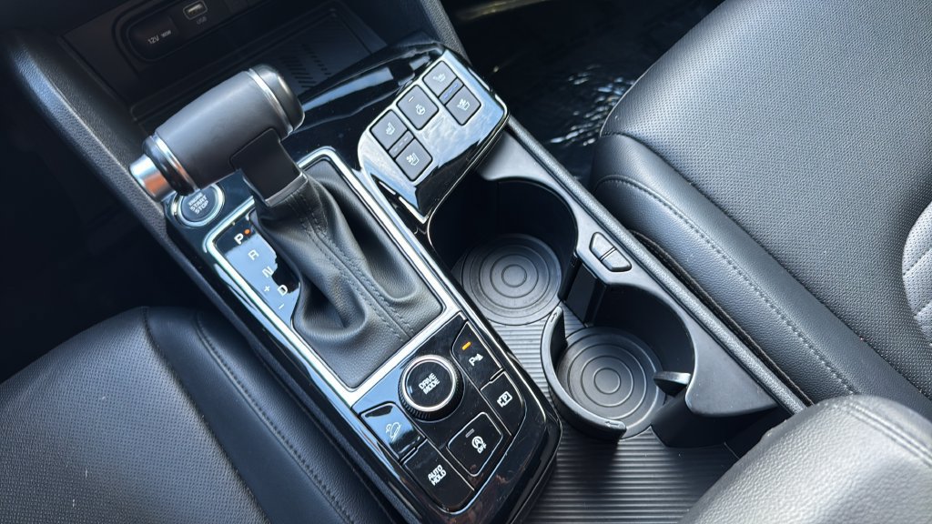Used 2024 Kia Sportage SX FWD image 28