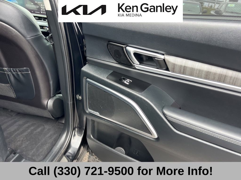 Used 2025 Kia Telluride SX w/ SX Captain's Chair Package image 58