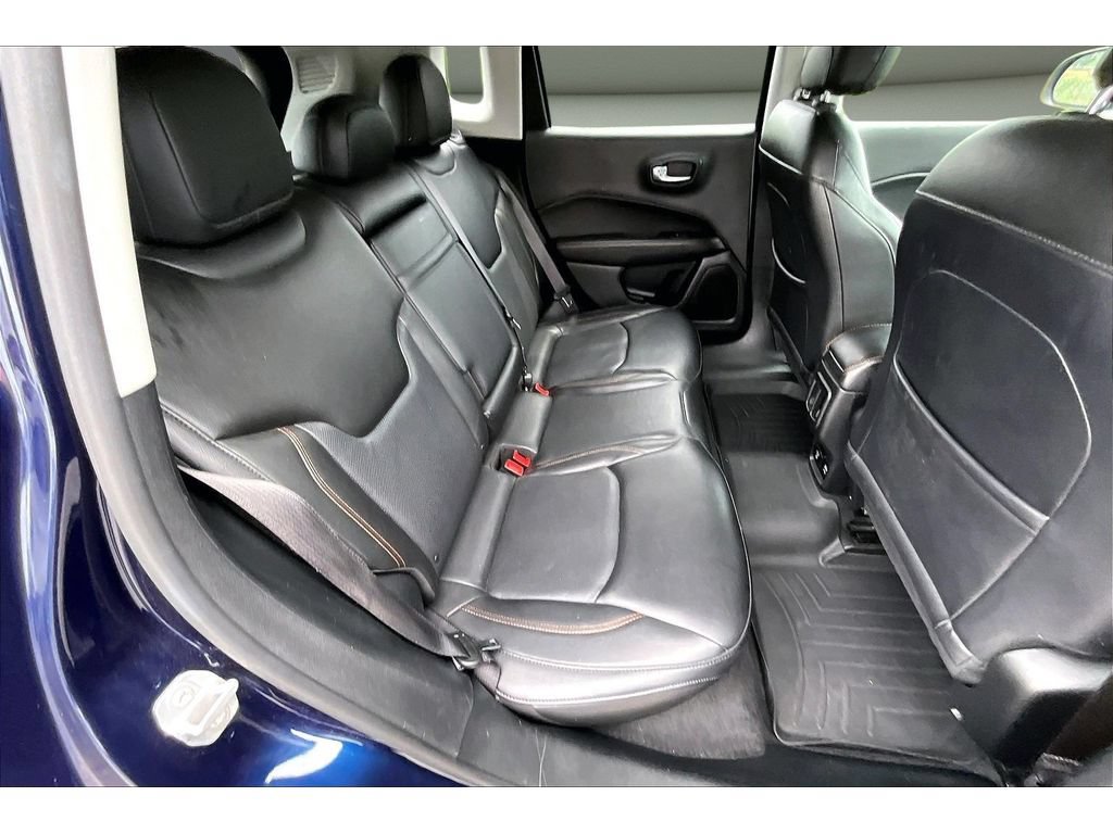Used 2018 Jeep Compass Limited w/ Navigation Group AWD/4WD image 38