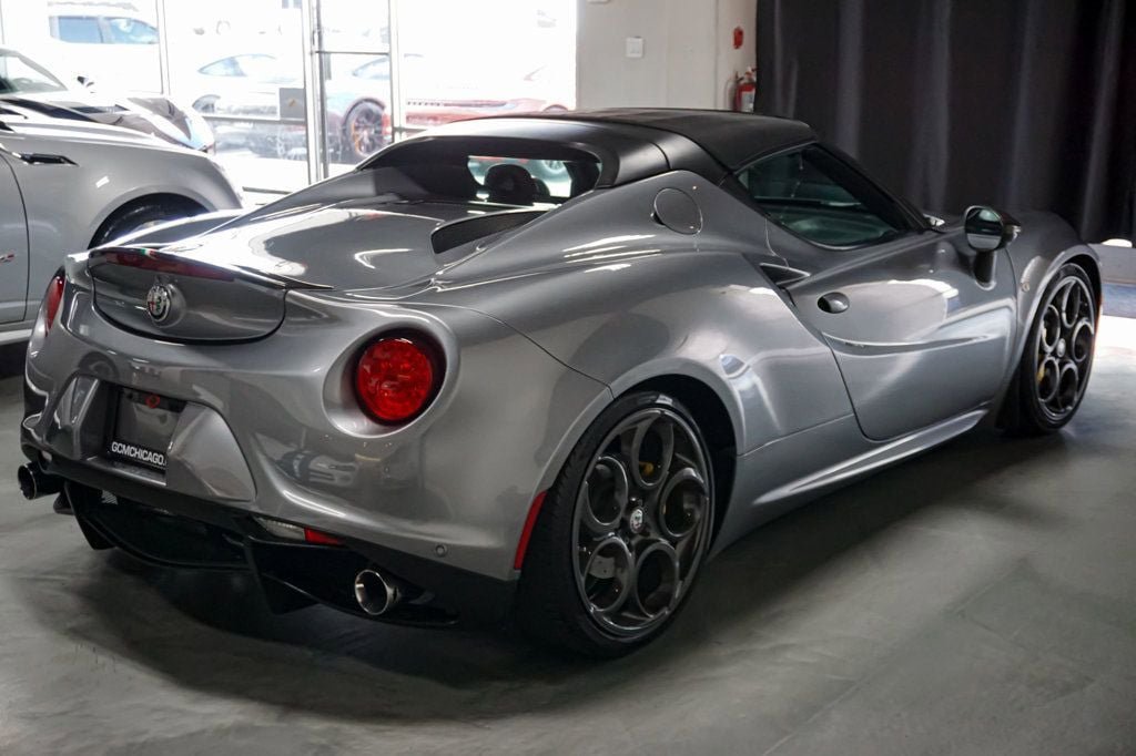 Used 2020 Alfa Romeo 4C Spider w/ Bright Package RWD image 7