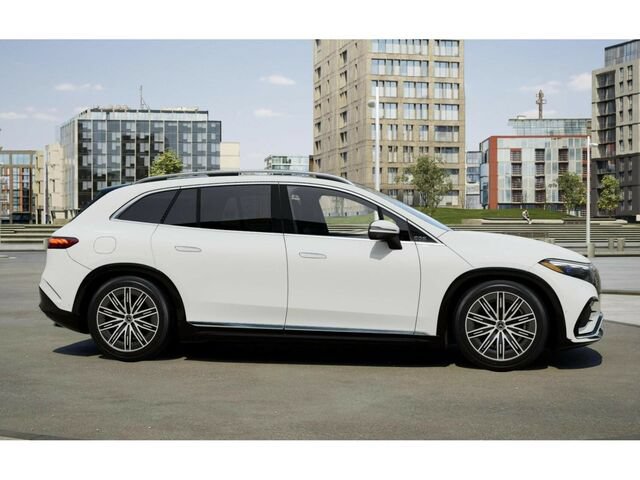 New 2026 Mercedes-Benz EQS 400 4MATIC SUV image 16