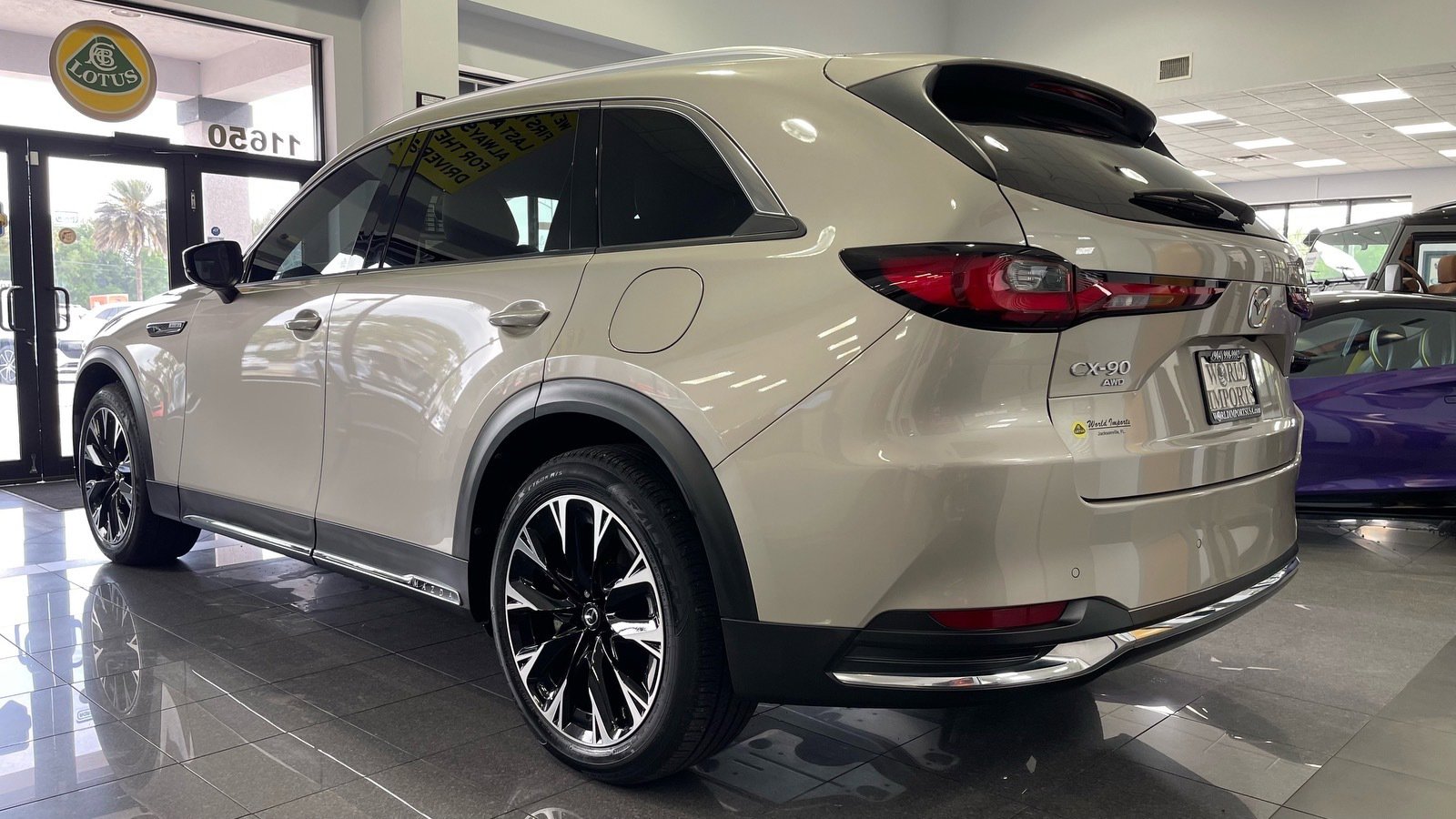 Used 2024 MAZDA CX-90 Plug-In Hybrid w/ Premium Plus AWD/4WD image 3