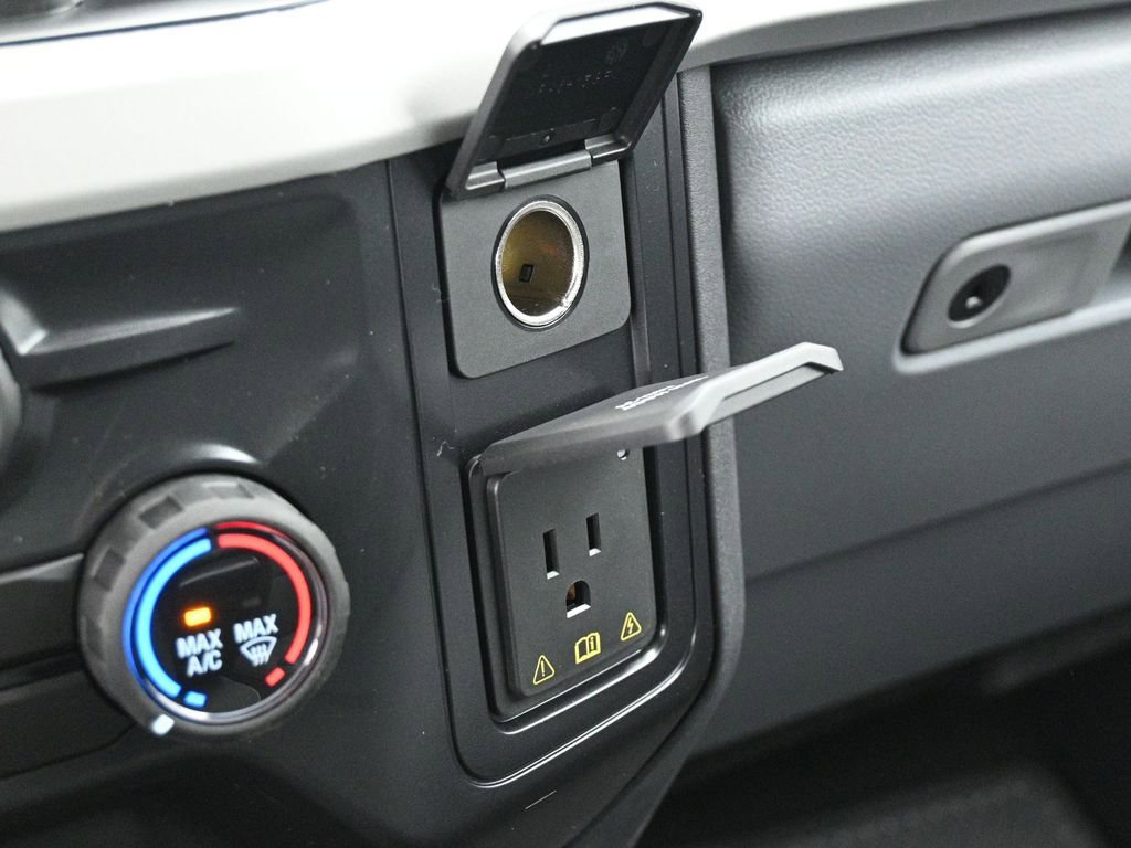 New 2026 Ford F250 XLT w/ FX4 Off-Road Package AWD/4WD image 20