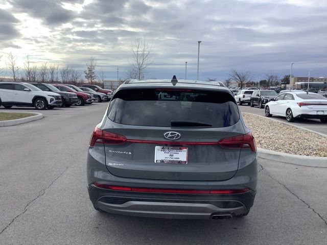Certified 2023 Hyundai Santa Fe SE FWD image 7