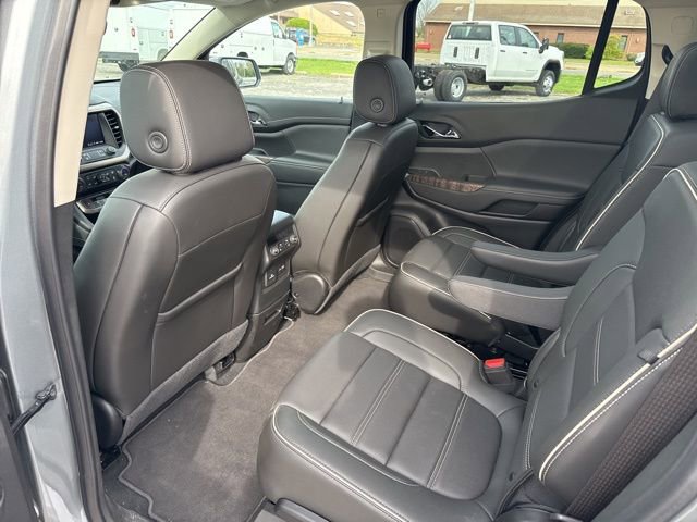 Used 2023 GMC Acadia Denali w/ Denali Ultimate Package FWD image 15