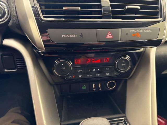 Used 2025 Mitsubishi Eclipse Cross SE AWD/4WD image 21