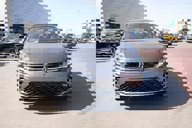 New 2026 Volkswagen Jetta SE image 9