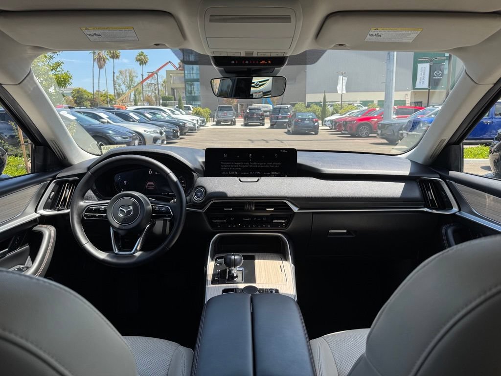 Certified 2025 MAZDA CX-90 Plug-In Hybrid w/ Preferred AWD/4WD image 12