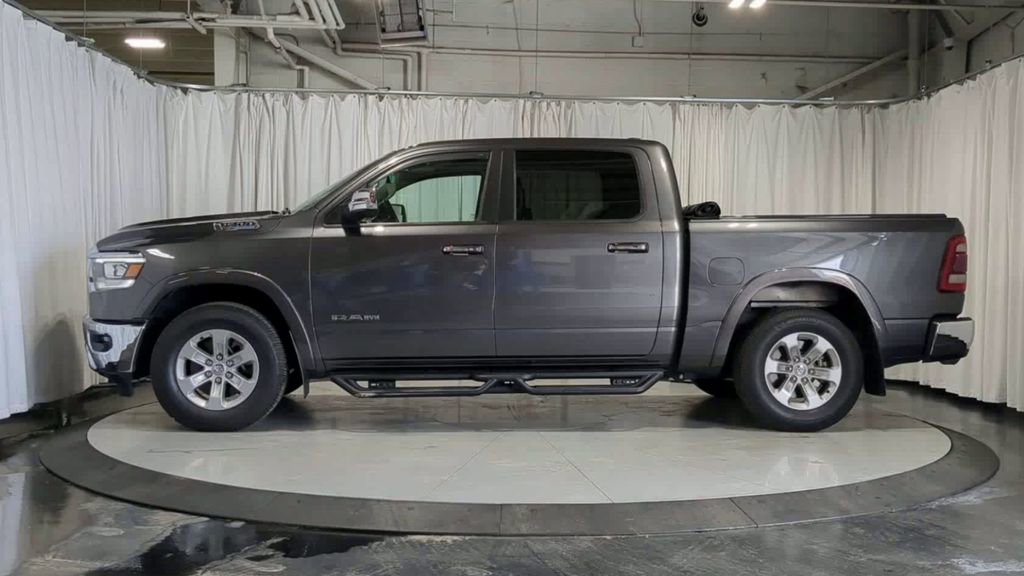 Used 2022 RAM 1500 Laramie AWD/4WD image 6