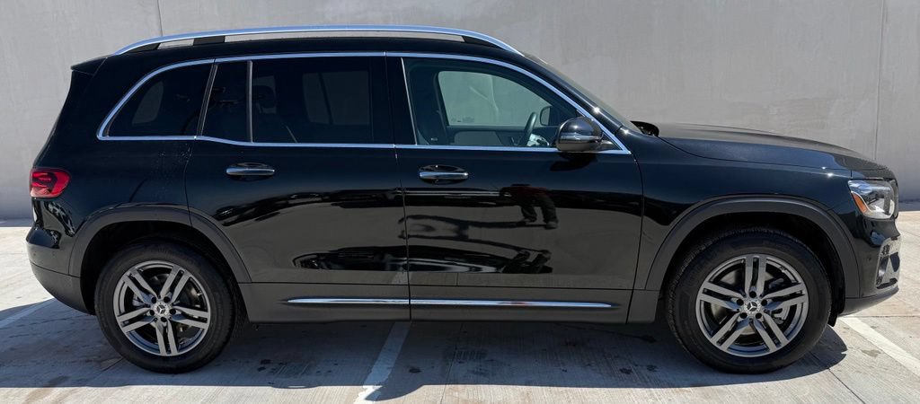 Used 2026 Mercedes-Benz GLB 250 image 5
