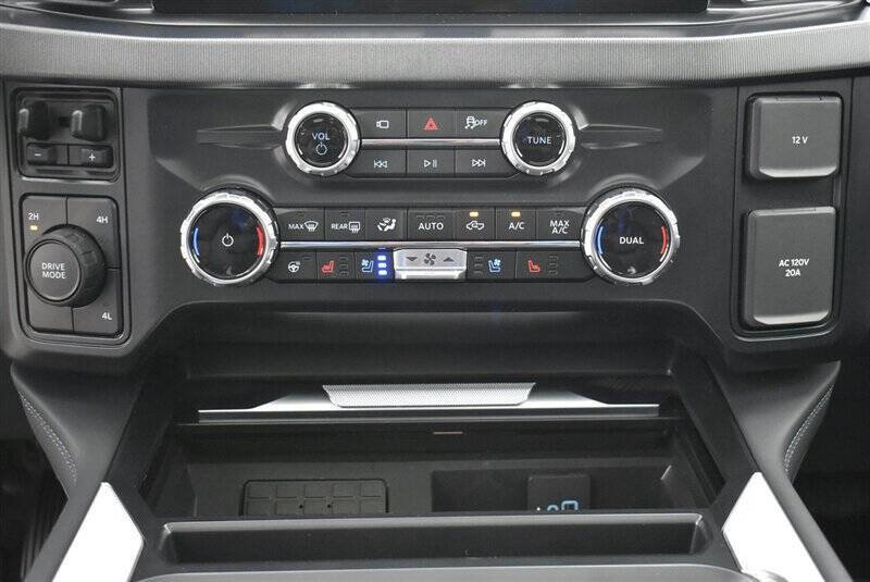 Used 2025 Ford F450 Platinum w/ FX4 Off-Road Package image 21