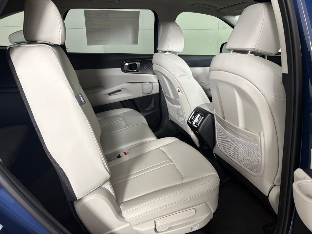 New 2026 Kia Sorento S w/ S Panoramic Sunroof Package image 17