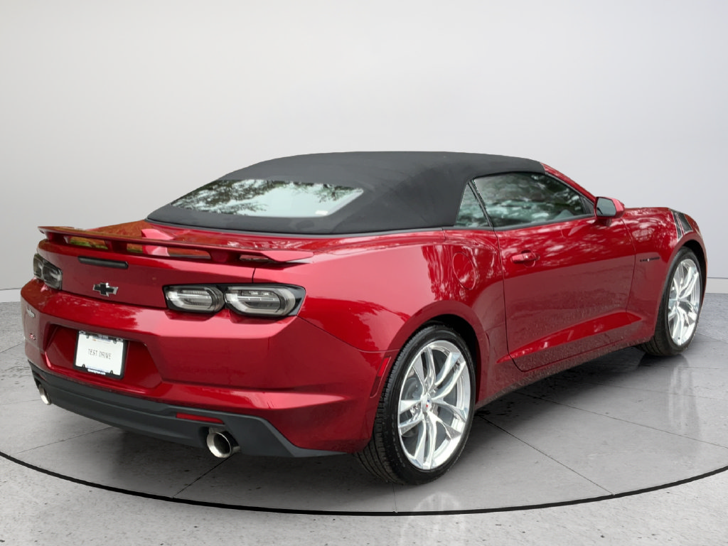 Used 2024 Chevrolet Camaro LT w/ Design Package 1 RWD image 11