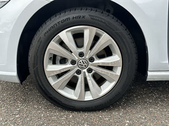 Used 2019 Volkswagen Golf S AWD/4WD image 20
