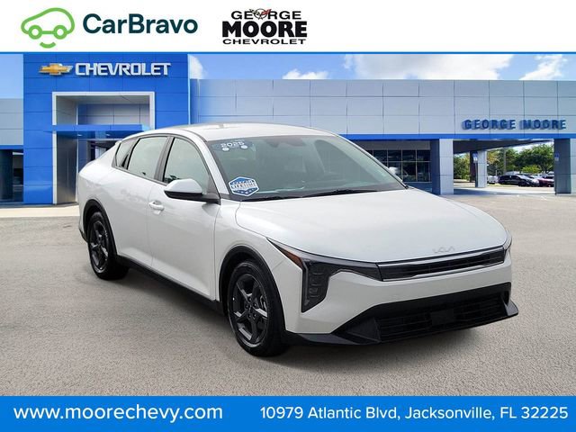 Used 2025 Kia K4 FWD image 1