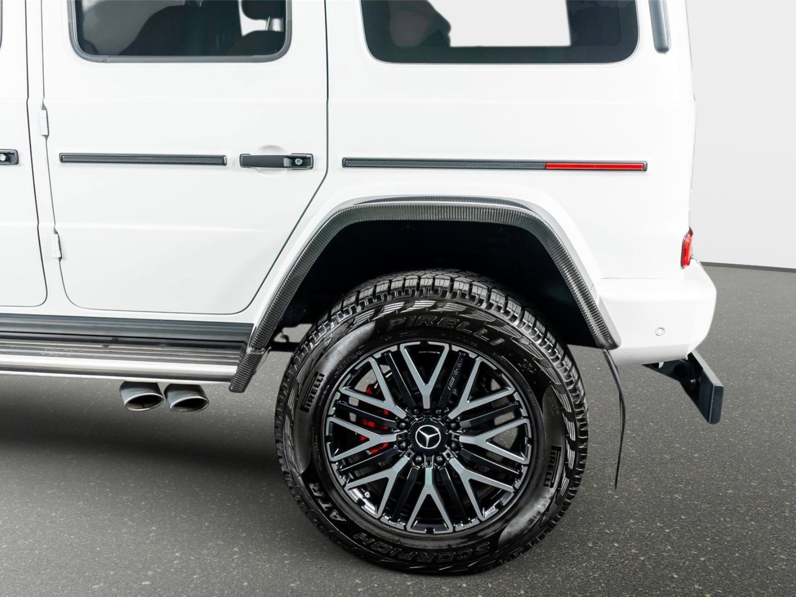 Used 2022 Mercedes-Benz G 63 AMG Squared image 18