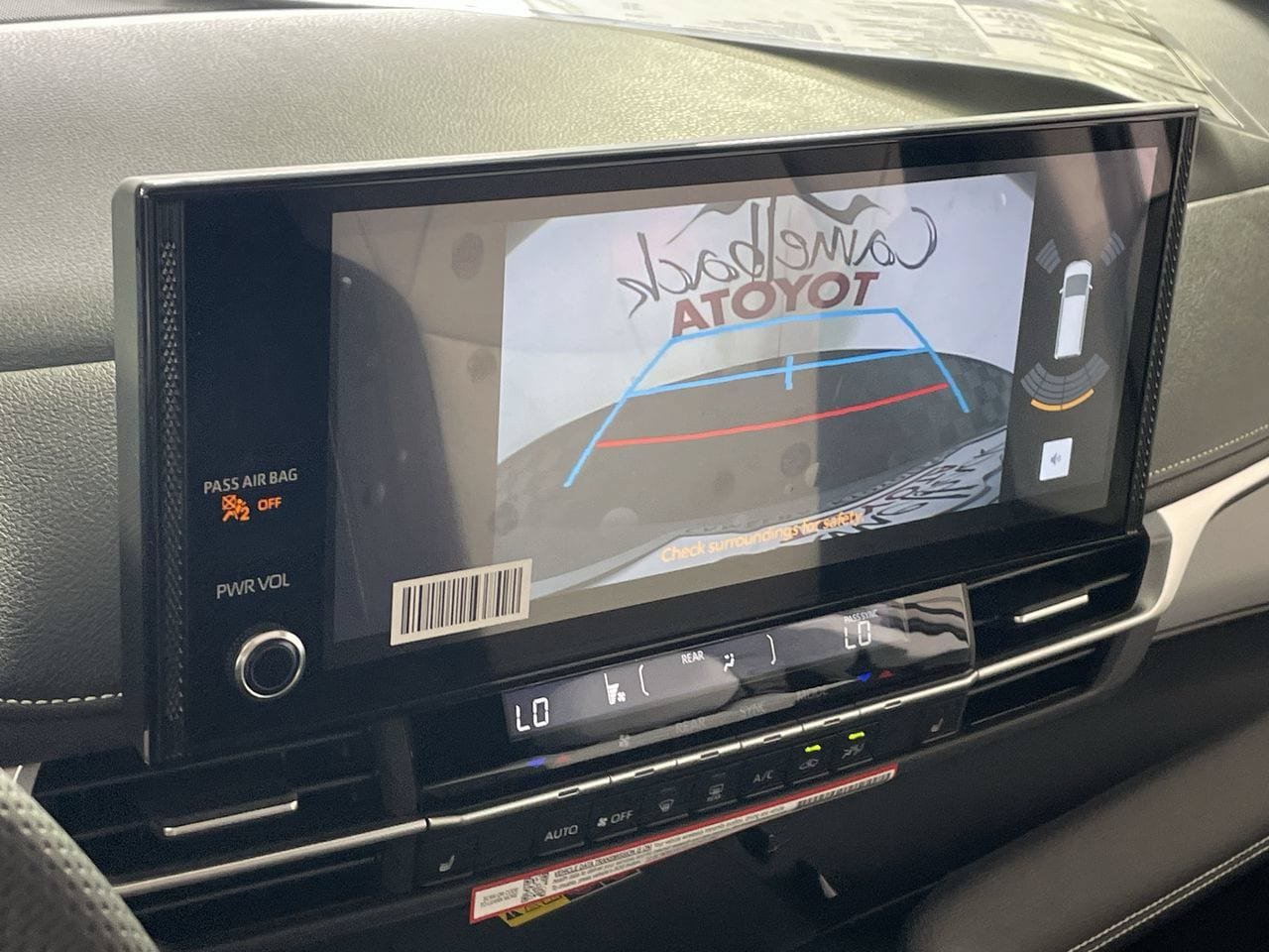 New 2026 Toyota Sienna XSE FWD image 18