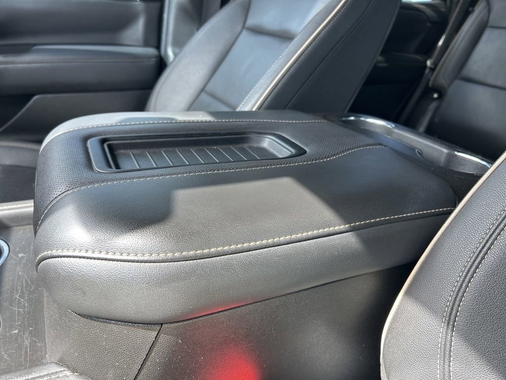 Used 2023 GMC Yukon SLT image 38