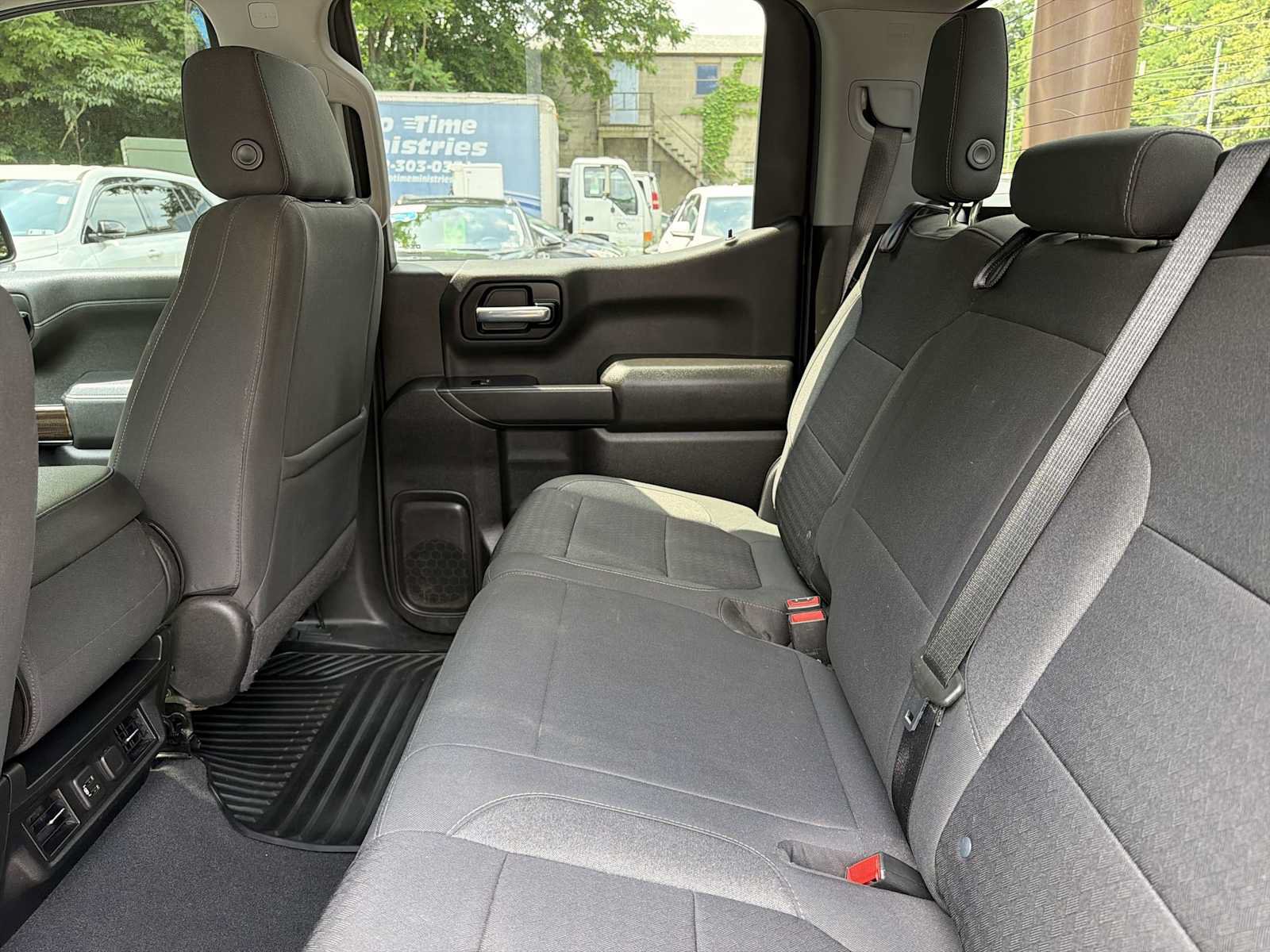 Certified 2021 Chevrolet Silverado 1500 LT AWD/4WD image 32