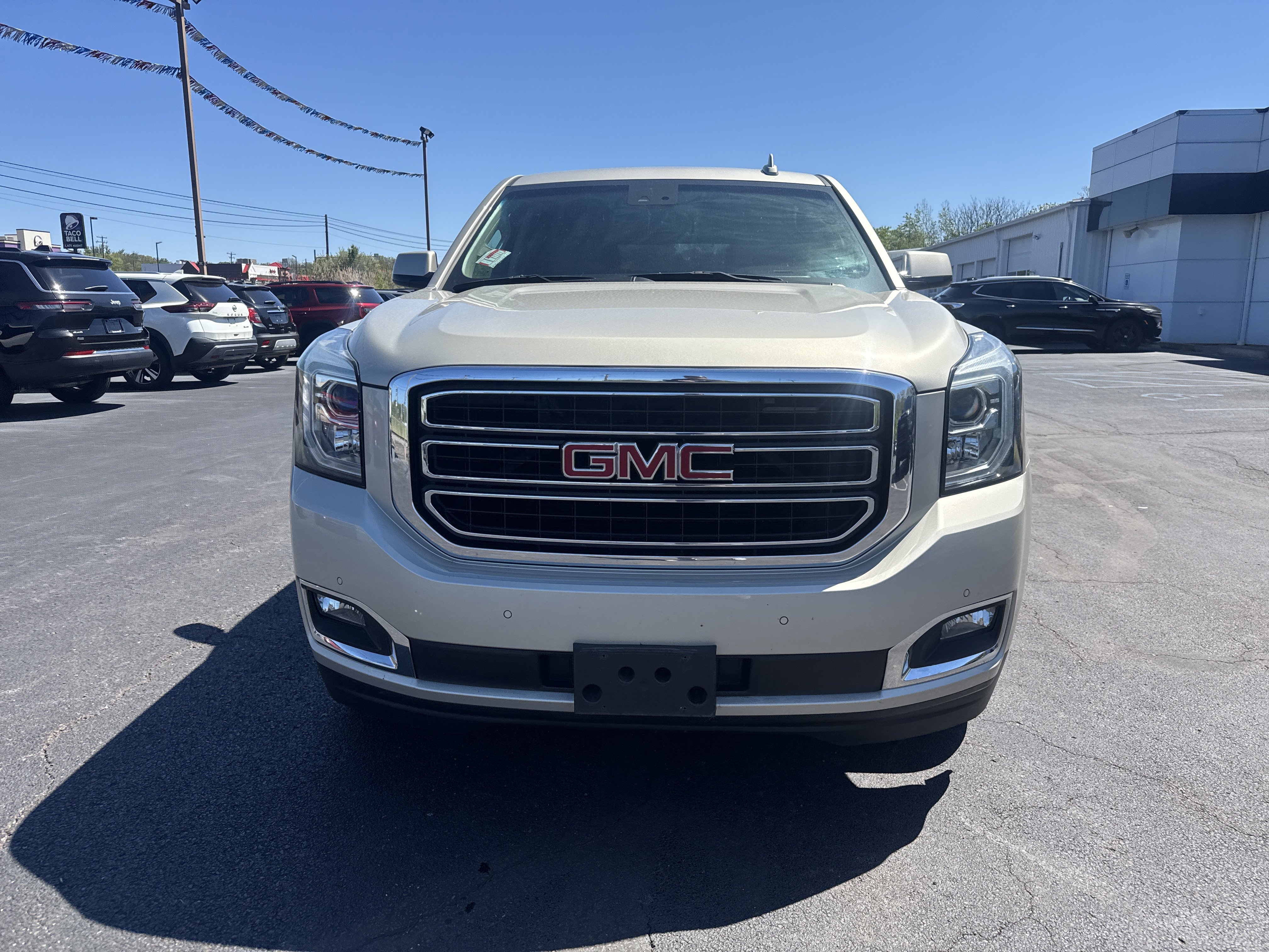 Used 2015 GMC Yukon SLT w/ Open Road Package AWD/4WD image 9